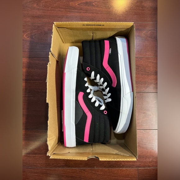 Mens 10.5 Vans BMX Sk8 Hi Top Suede Black Magenta Shoe Sneaker New HALF BOX - Picture 2 of 16